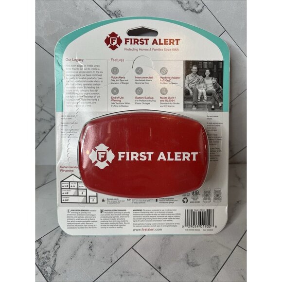 First Alert Smoke & Carbon Monoxide Alarm Battery Powered w/ Voice Alert - Picture 4 of 7